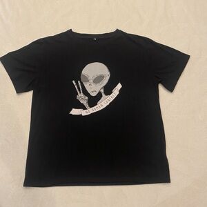 SHEIN black t-shirt "No Human Contact" graphic tee alien peace sign women’s XXL